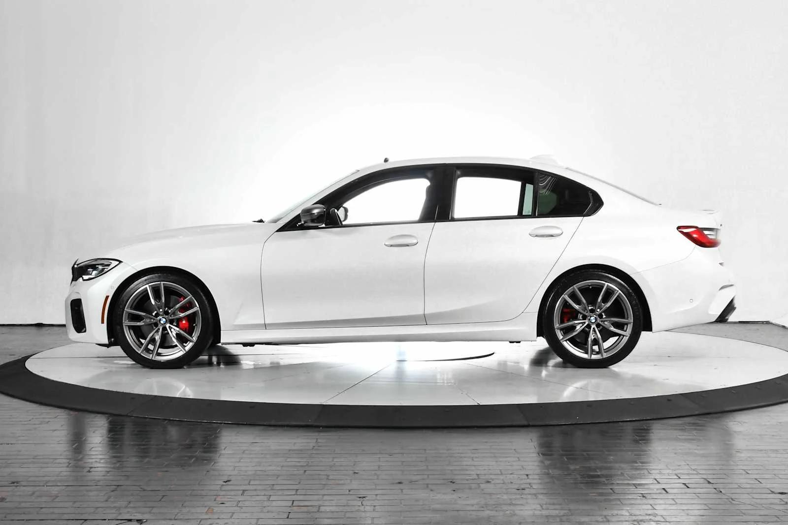bmw 3 series 2021 3MW5U9J06M8B66965 image